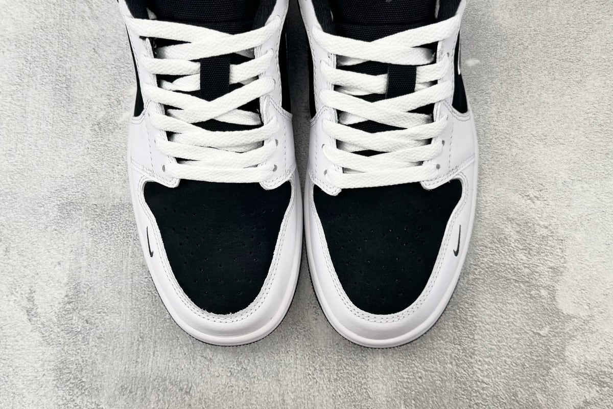 乔丹 Air Jordan 1 SE 黑白 鞋标实拍图