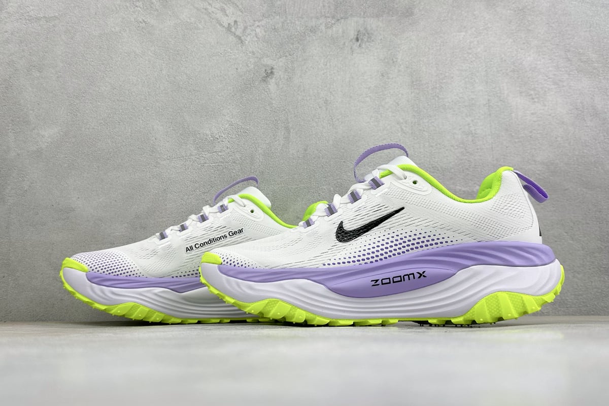 耐克 Nike ACG VOMERO TRAIL 防滑耐磨运动跑步鞋 白紫绿 鞋跟实拍图