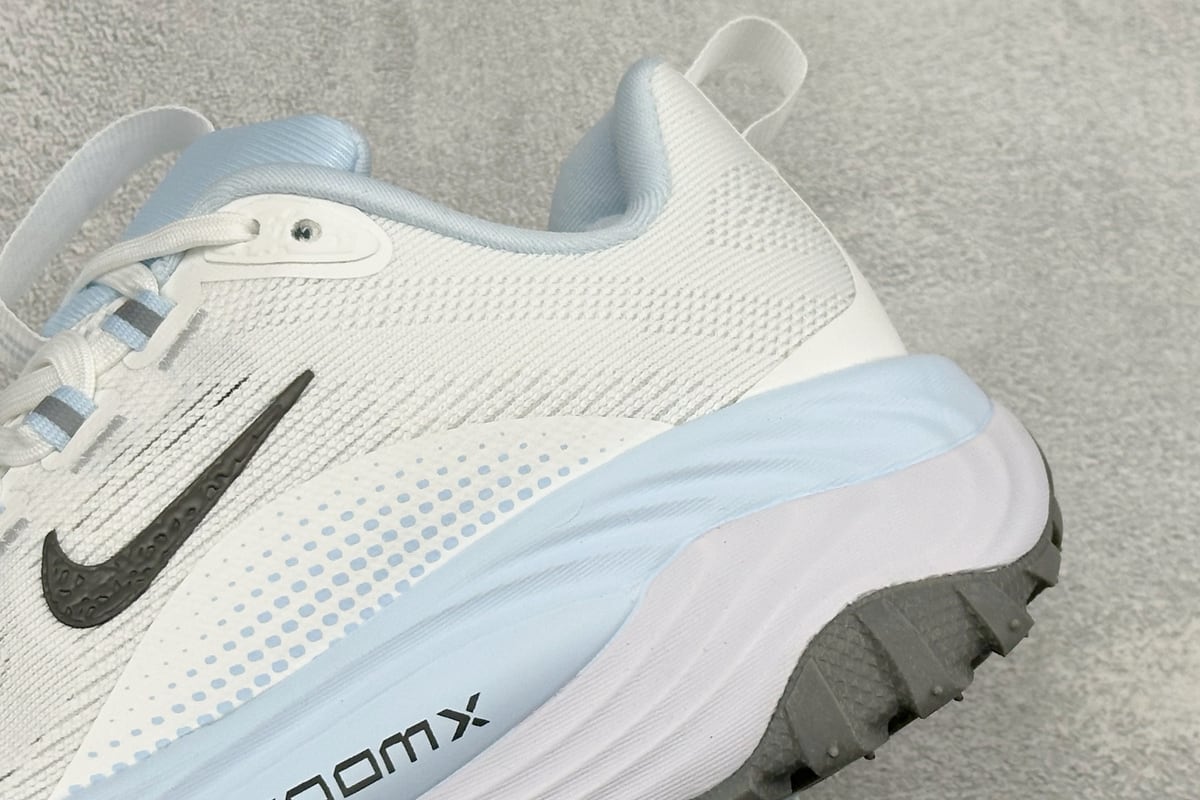耐克 Nike ACG VOMERO TRAIL 白蓝黑防滑耐磨跑步鞋 细节实拍图