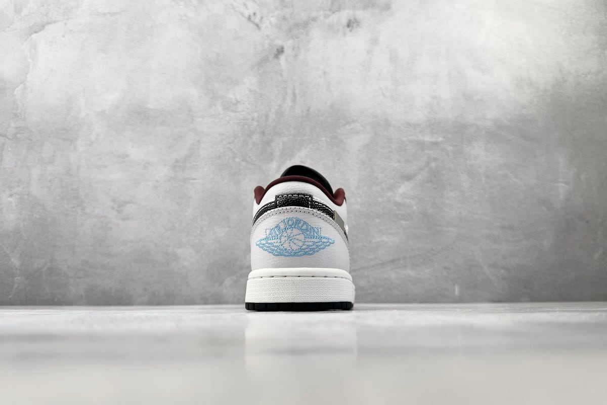 乔丹 Air Jordan 1 白红 细节实拍图