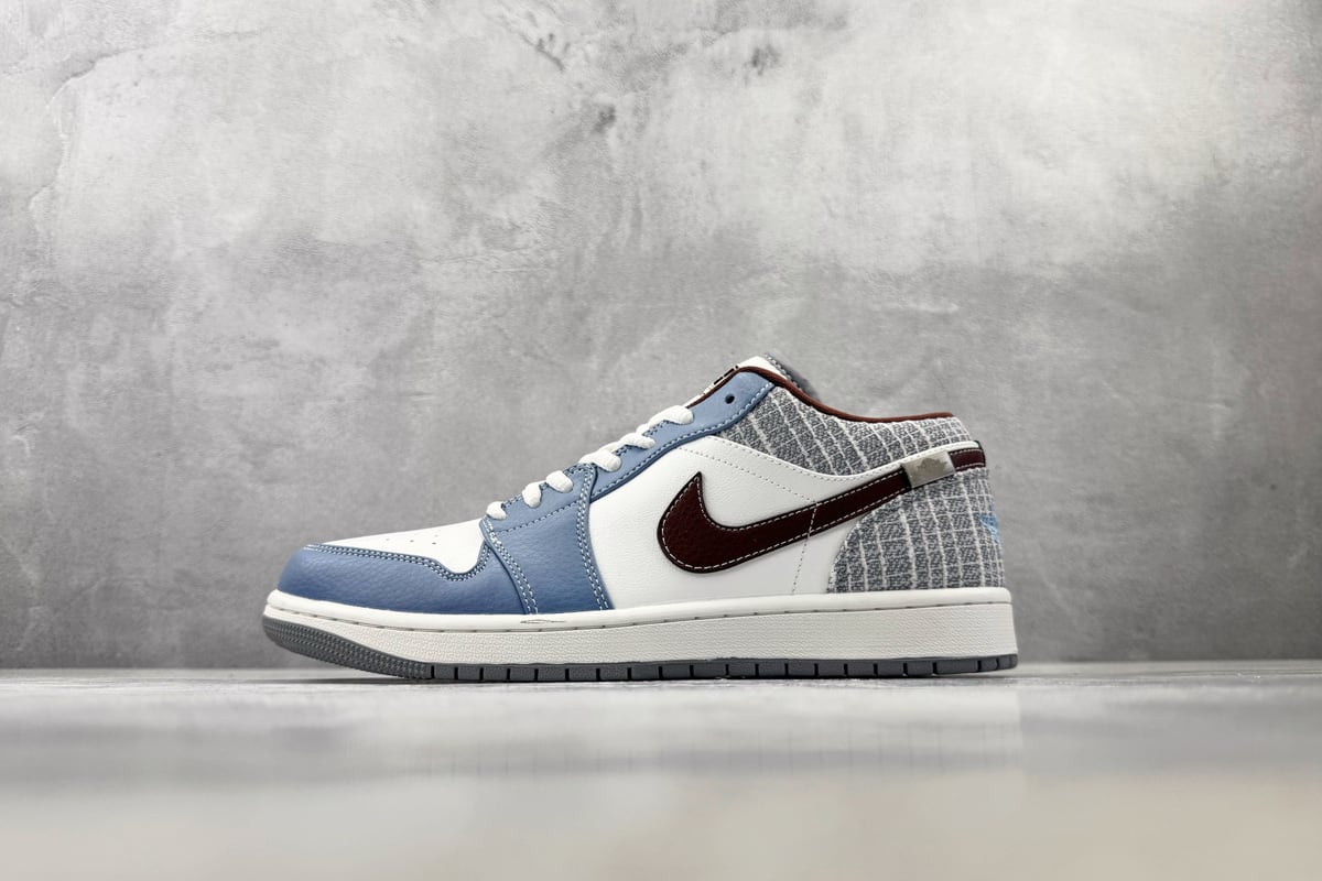 乔丹 Air Jordan 1 白蓝褐色 正面实拍图