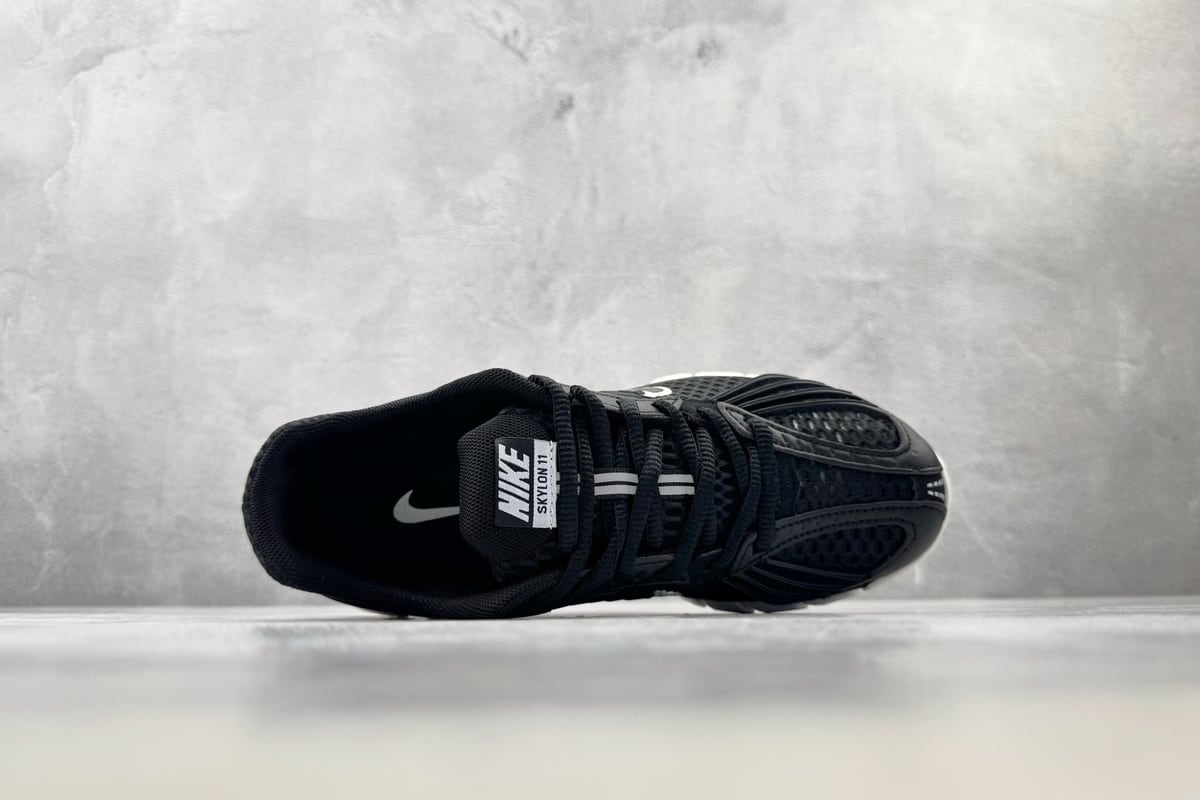 耐克 Nike Zoom Skylon 11 黑色 背面实拍图