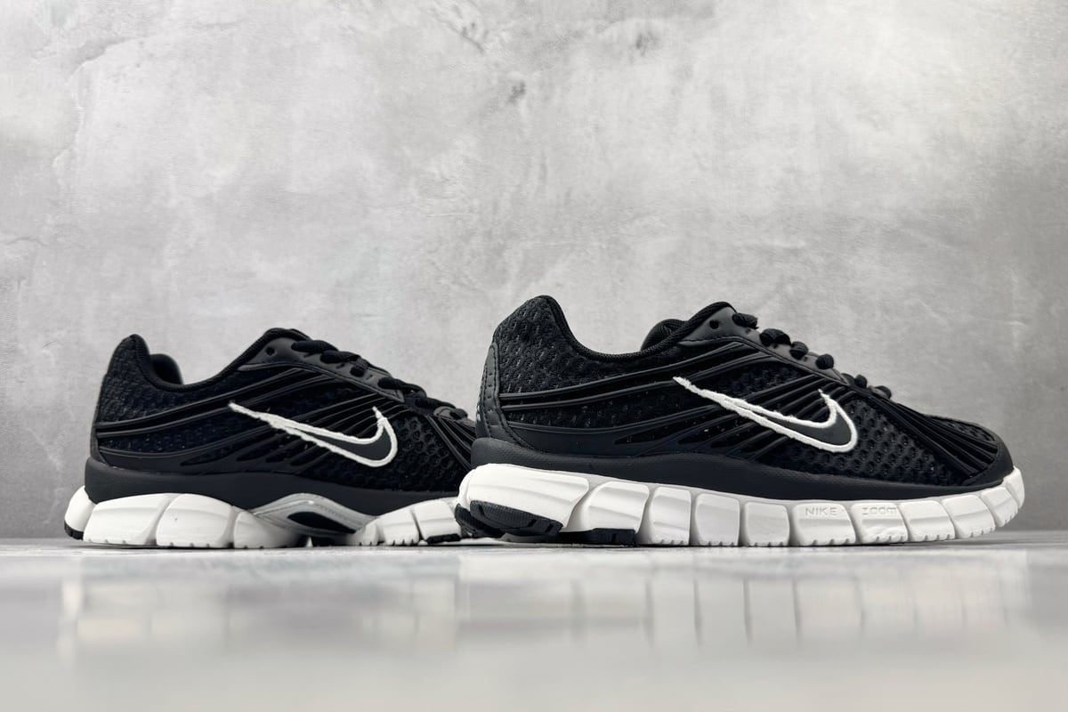 耐克 Nike Zoom Skylon 11 黑色 鞋底实拍图