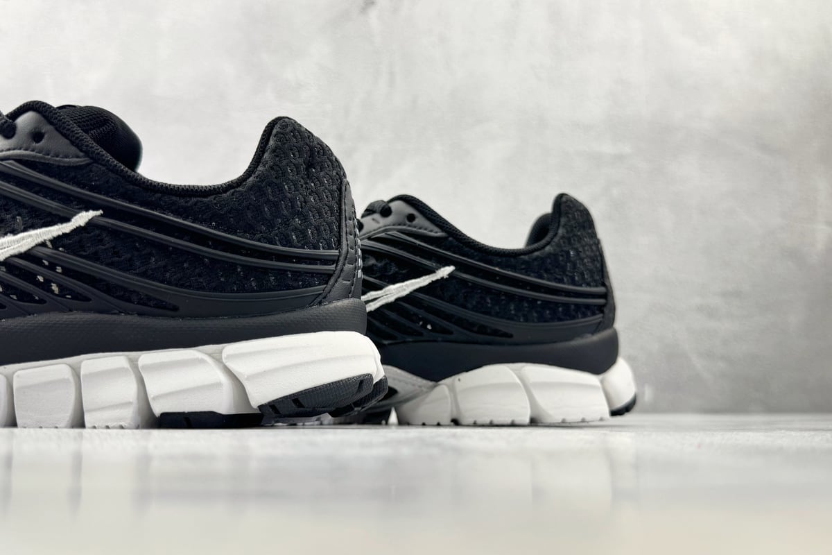 耐克 Nike Zoom Skylon 11 黑色 上脚实拍图