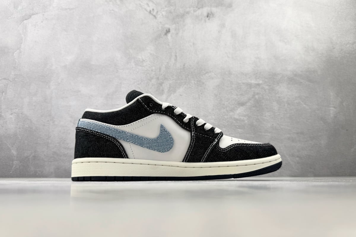 乔丹 Air Jordan 1 SE 蓝白色 侧面实拍图