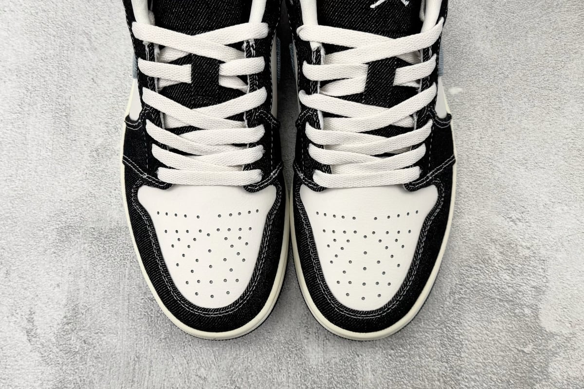 乔丹 Air Jordan 1 SE 蓝白色 鞋标实拍图