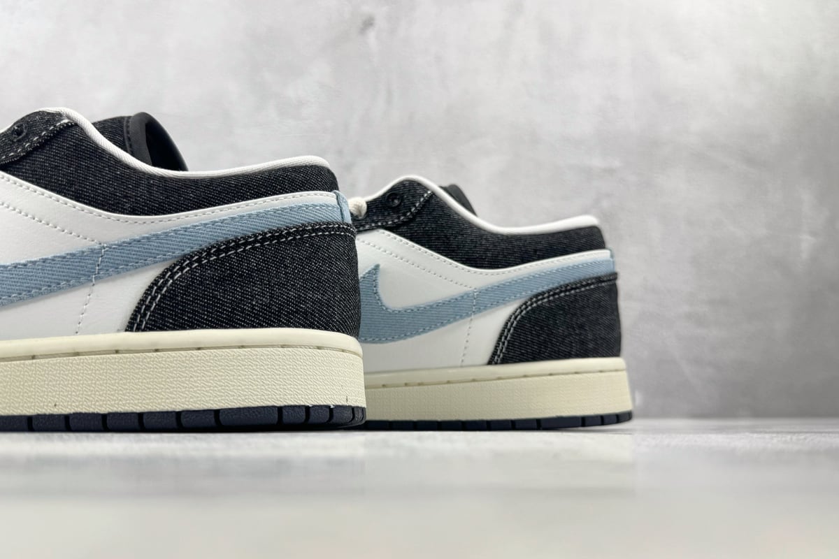 乔丹 Air Jordan 1 SE 蓝白色 上脚实拍图