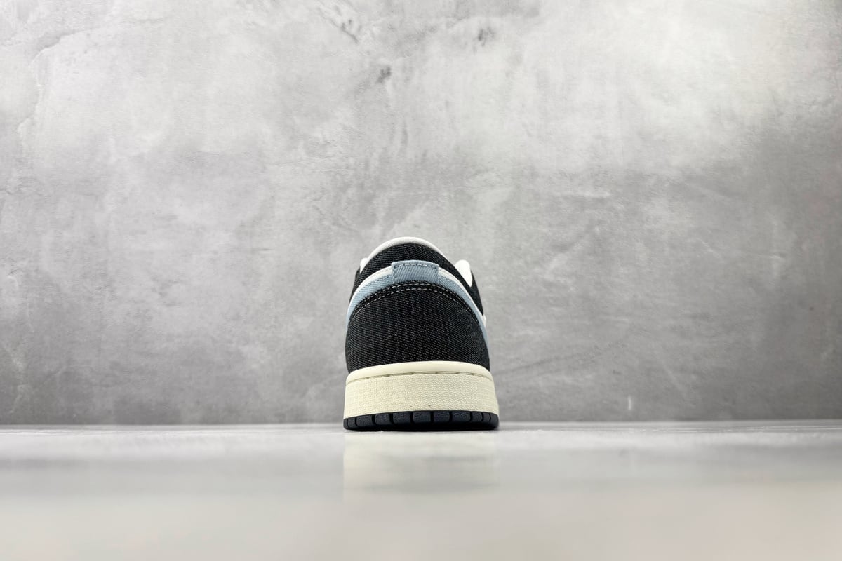 乔丹 Air Jordan 1 SE 蓝白色 细节实拍图