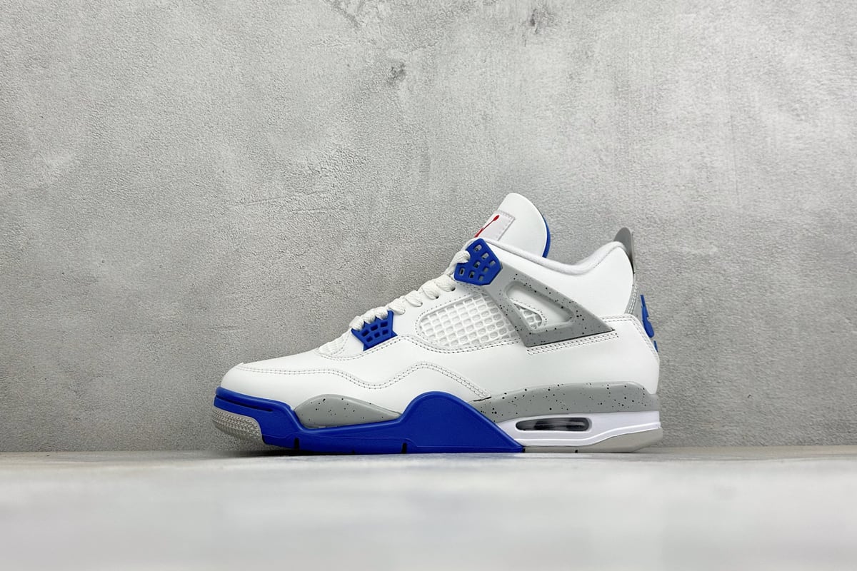 乔丹 Air Jordan 4 Retro 耐克迈克尔 白蓝黑 正面实拍图