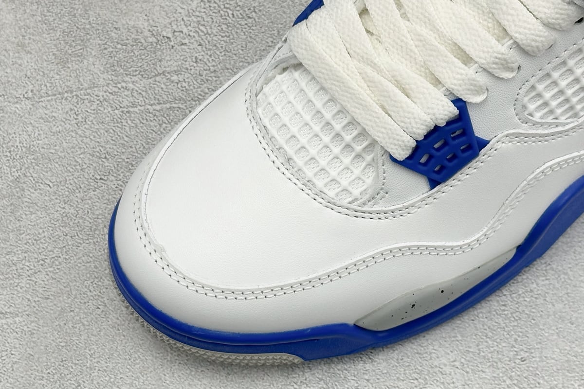 乔丹 Air Jordan 4 Retro 耐克迈克尔 白蓝黑 鞋标实拍图