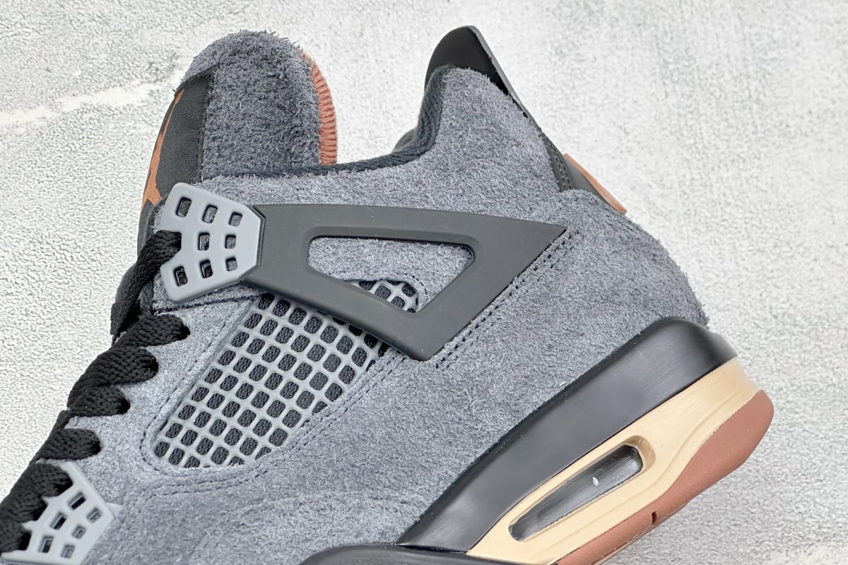 乔丹 Air Jordan 4 Retro 耐克迈克尔 灰黑 细节实拍图