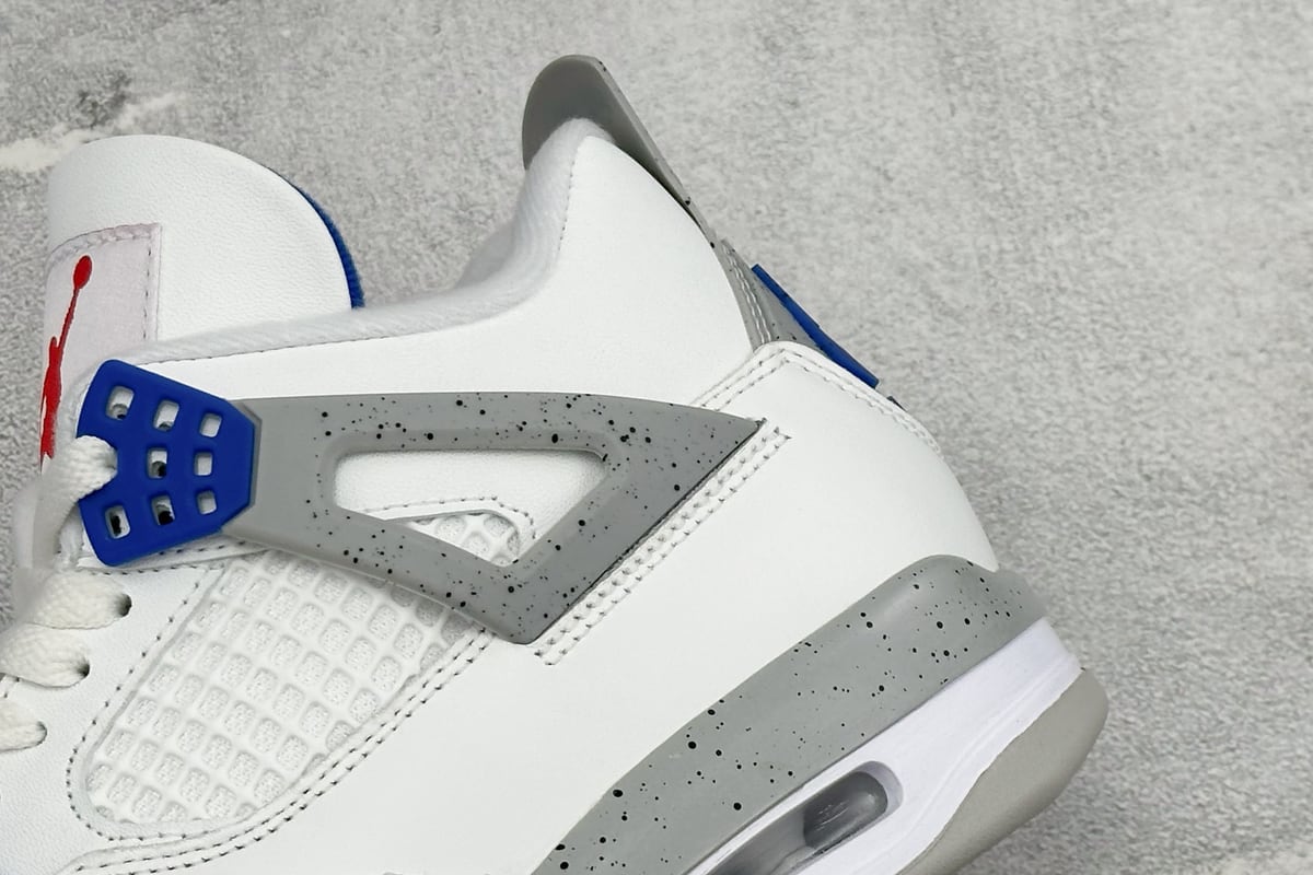 乔丹 Air Jordan 4 Retro 耐克迈克尔 白蓝黑 细节实拍图