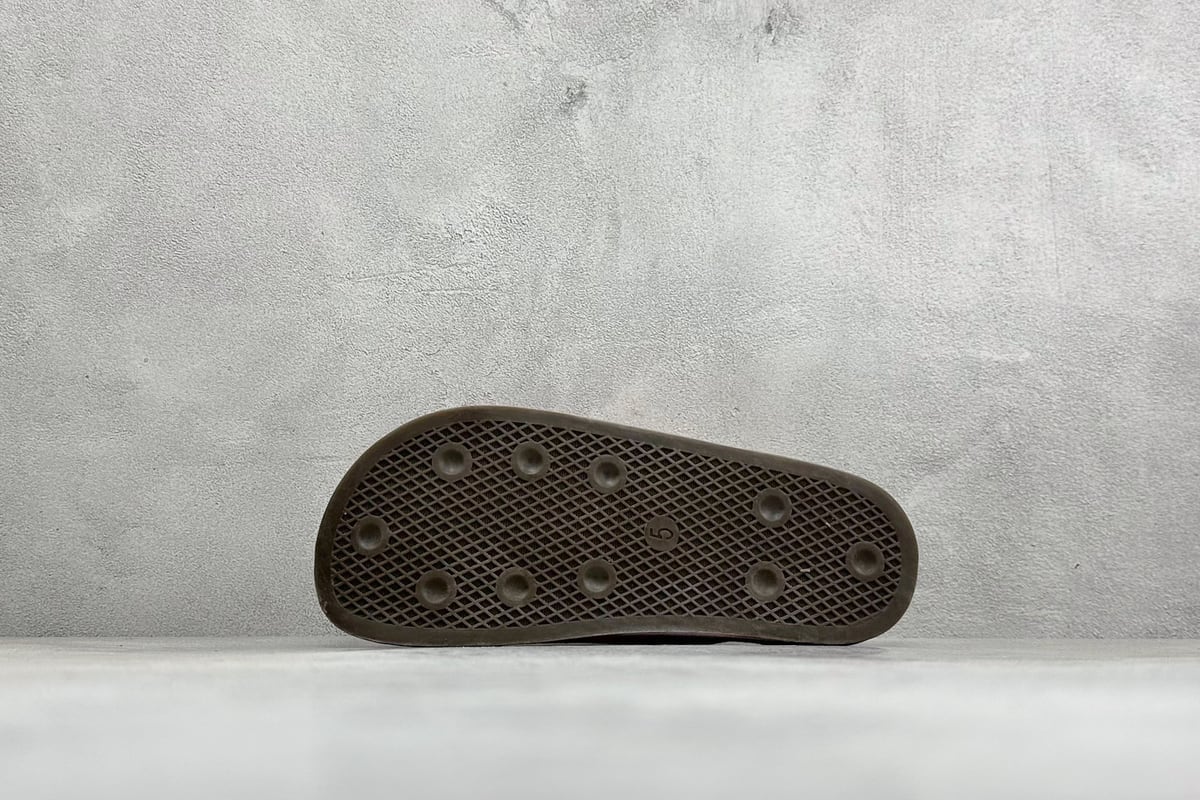 阿迪达斯 Adidas originals Adimule 阿迪舒适百搭 粉 鞋头实拍图