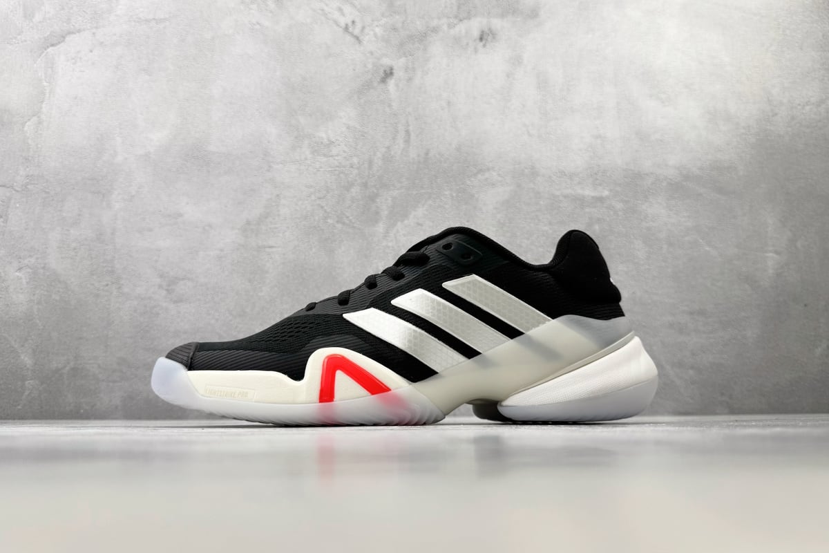 阿迪达斯 Adidas BARRICADE 14 黑白色 正面实拍图