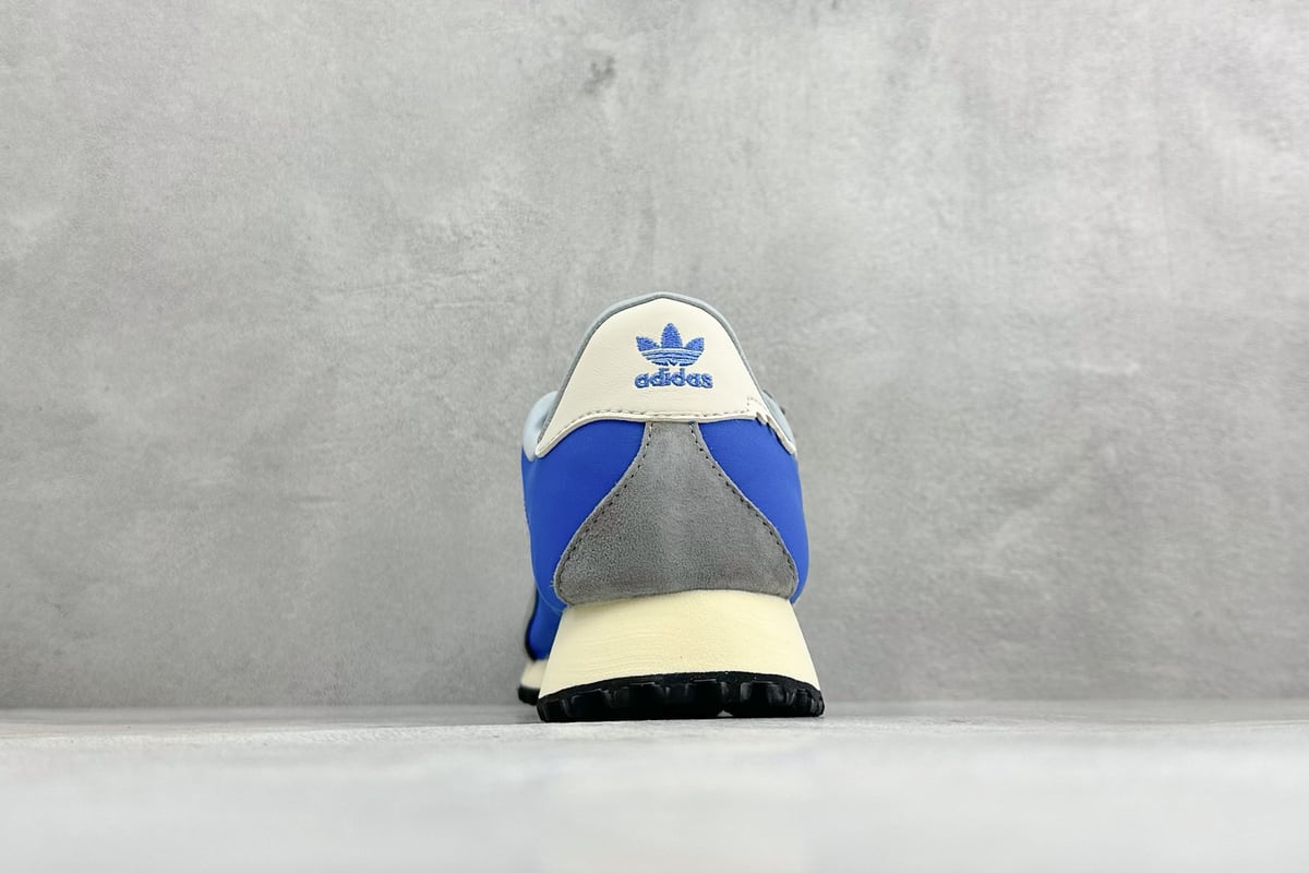 阿迪达斯 Adidas originals BW RUN 舒适贴合复古风德训跑步鞋 蓝灰 鞋底实拍图