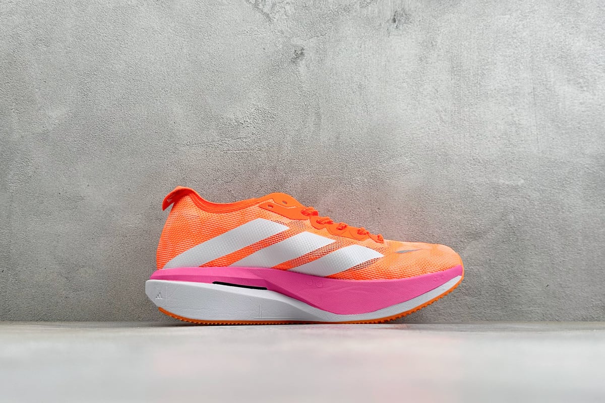 阿迪达斯 Adidas ZYRION PRO 舒适贴合防滑耐磨透气回弹跑步鞋 橙粉 侧面实拍图
