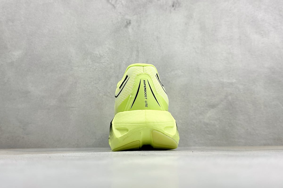 阿迪达斯 Adidas HyperBoost LITE 全新爆米绿花透气缓震跑步鞋 鞋底实拍图