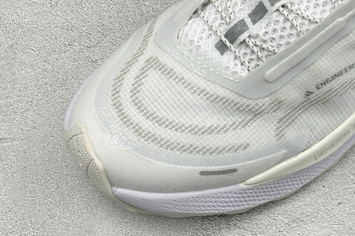 阿迪达斯 Adidas Holo Peak 防滑运动 舒适贴合 低帮越野跑鞋 白 鞋标实拍图