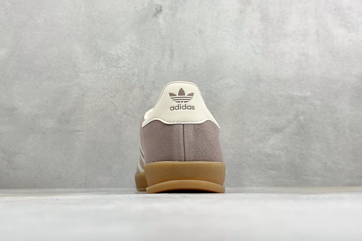 阿迪达斯 Adidas Original Samba OG 复古经典轻便板鞋 白橙 鞋底实拍图