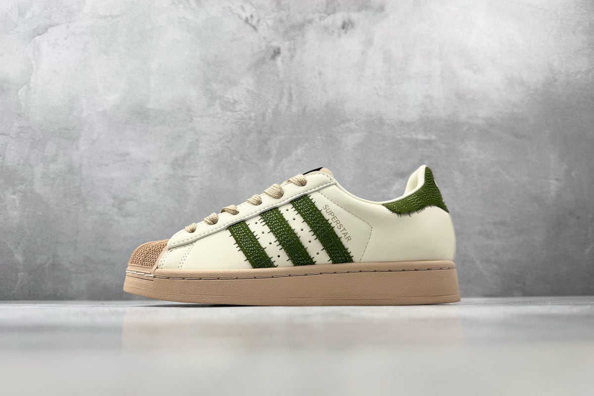 阿迪达斯 Adidas originals Superstar 2 米橙绿 正面实拍图