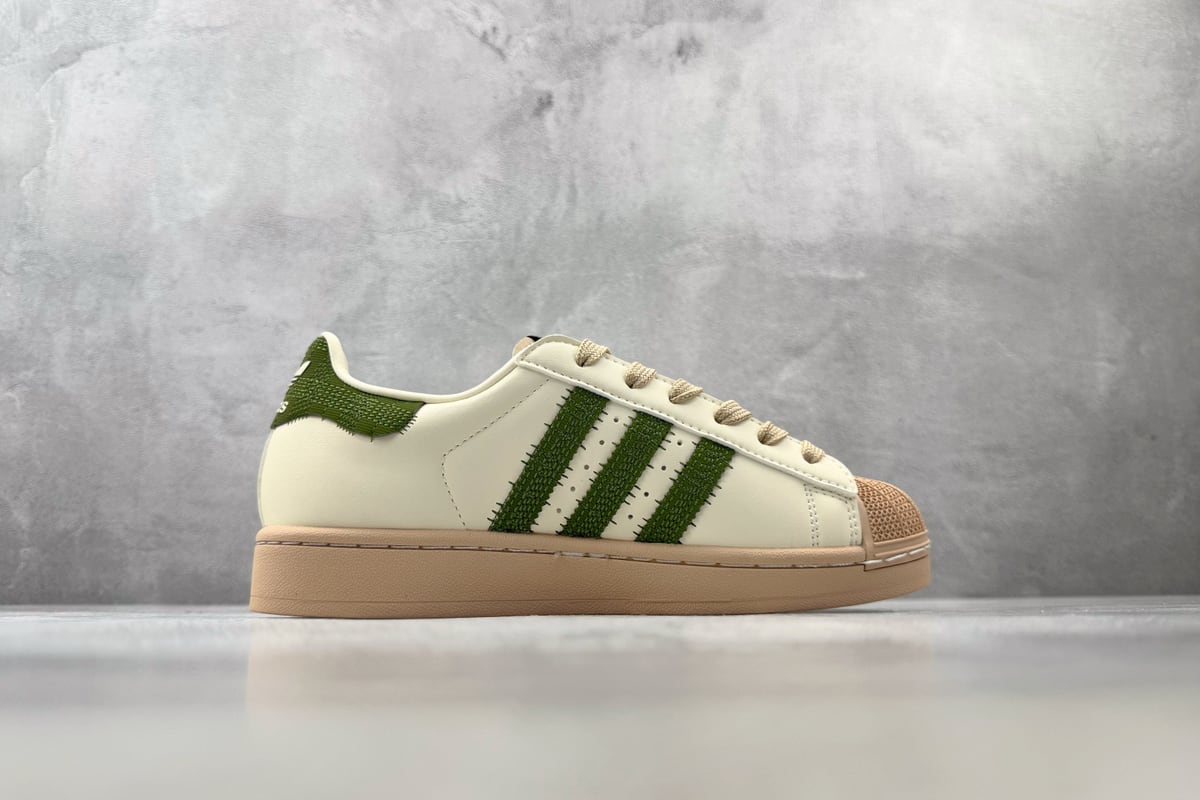 阿迪达斯 Adidas originals Superstar 2 米橙绿 侧面实拍图