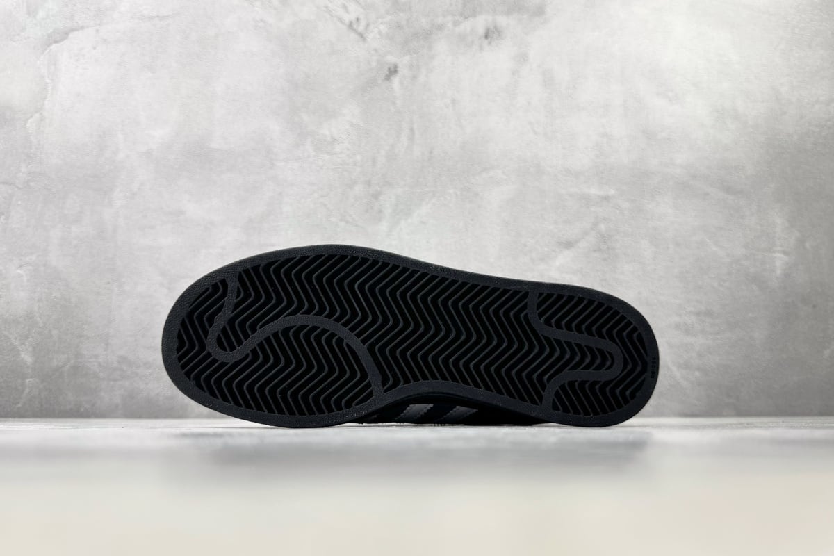 阿迪达斯 Adidas originals Superstar 2 墨水蓝黑白 鞋头实拍图