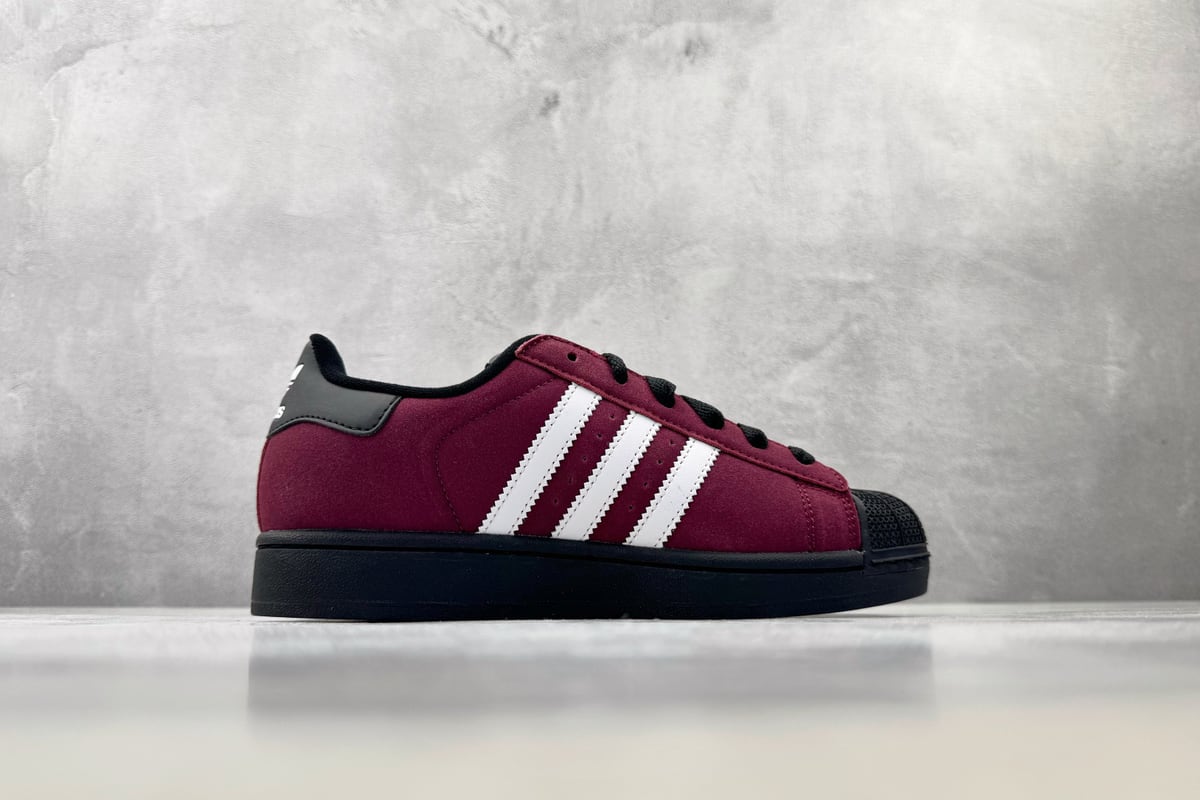 阿迪达斯 Adidas originals SUPERSTAR 2 酱红白黑 侧面实拍图