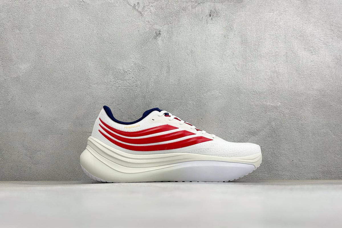 阿迪达斯 Adidas Originals Adistar 5M 白红蓝 侧面实拍图