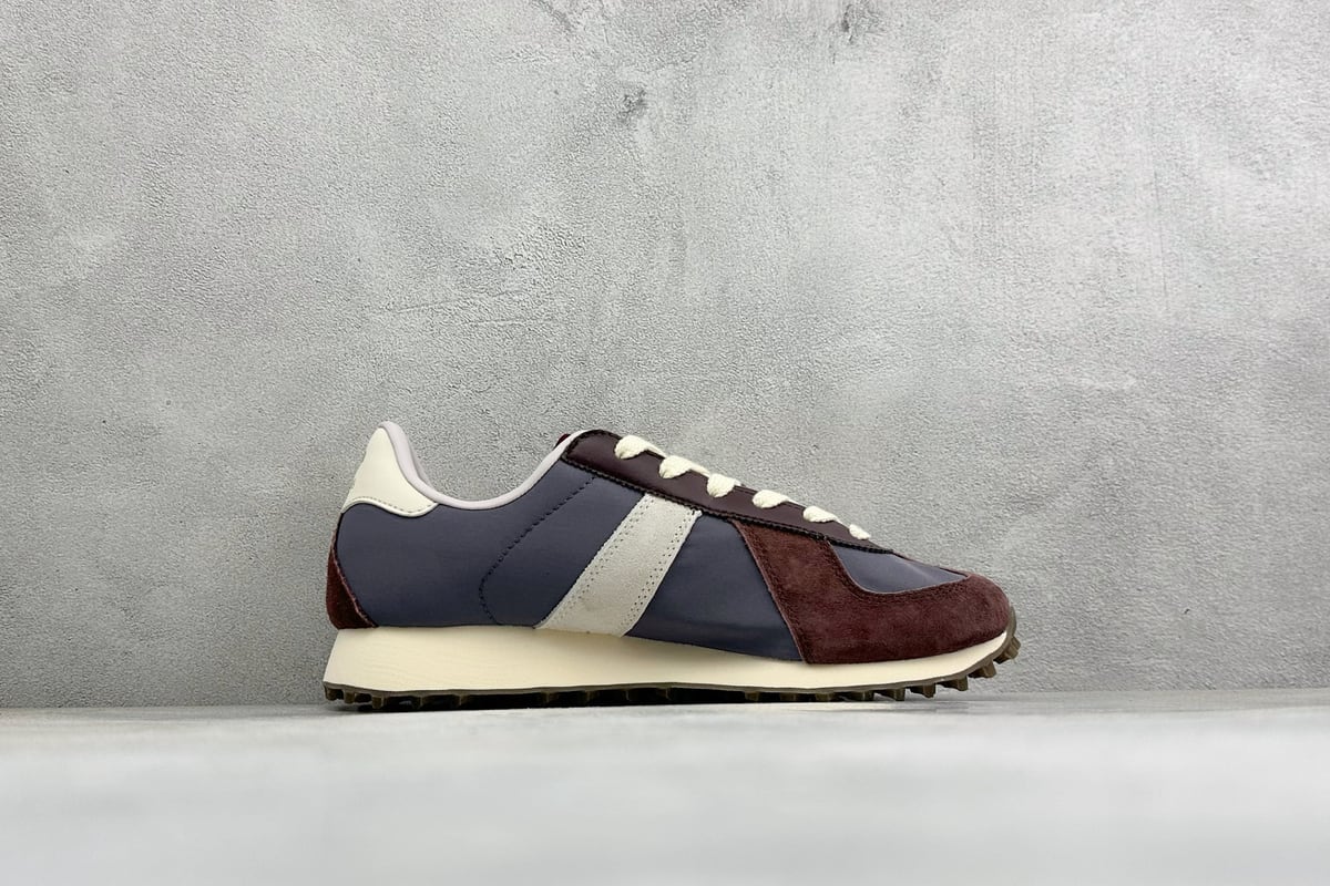 阿迪达斯 Adidas originals BW RUN 舒适贴合复古风德训跑步鞋 灰蓝棕 侧面实拍图