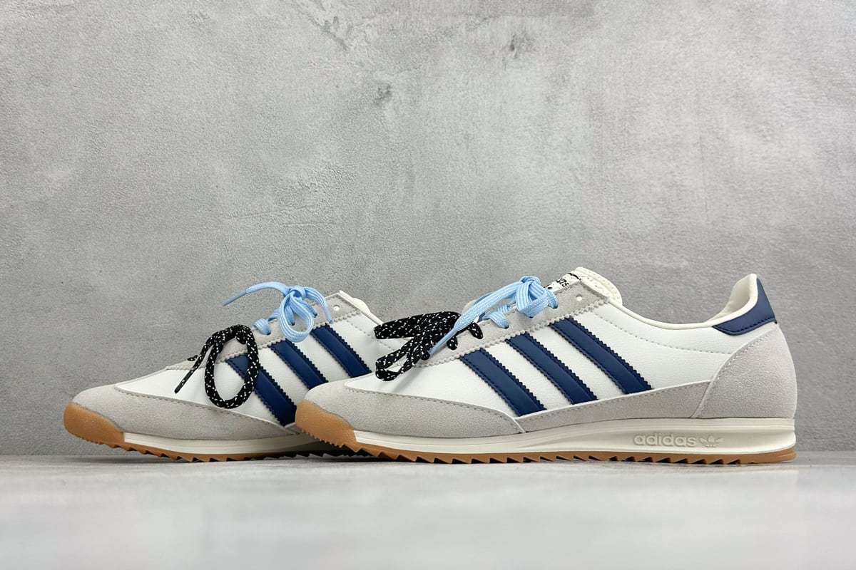 阿迪达斯 Adidas Originals SL 72 RS 休闲防滑耐磨低帮板鞋 白黑 鞋跟实拍图