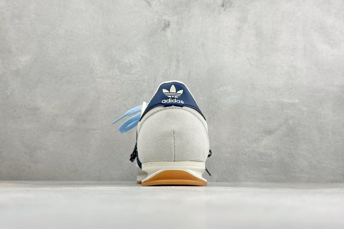 阿迪达斯 Adidas Originals SL 72 RS 休闲防滑耐磨低帮板鞋 白黑 鞋底实拍图