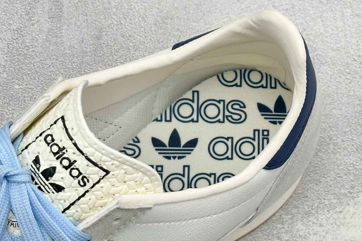 阿迪达斯 Adidas Originals SL 72 RS 休闲防滑耐磨低帮板鞋 白黑 上脚实拍图