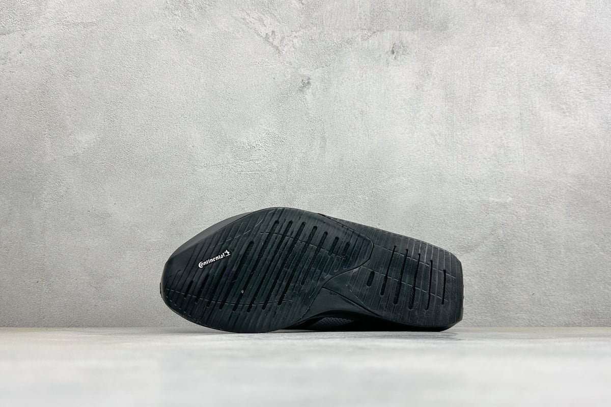 阿迪达斯 Adidas ADIZERO EVO SL 2 阿迪超轻透气缓震跑鞋 黑白 鞋头实拍图