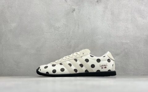 阿迪达斯Adidas originals ANFU W 皮革织物低帮生活休闲鞋这双鞋最特别的应该就是白纯原版本 货号：LA1363
