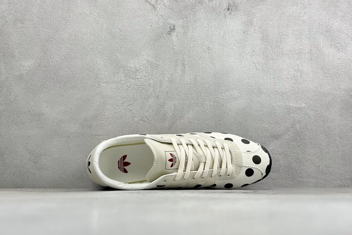 阿迪达斯 Adidas originals ANFU W 皮革织物 低帮生活休闲鞋 白 背面实拍图