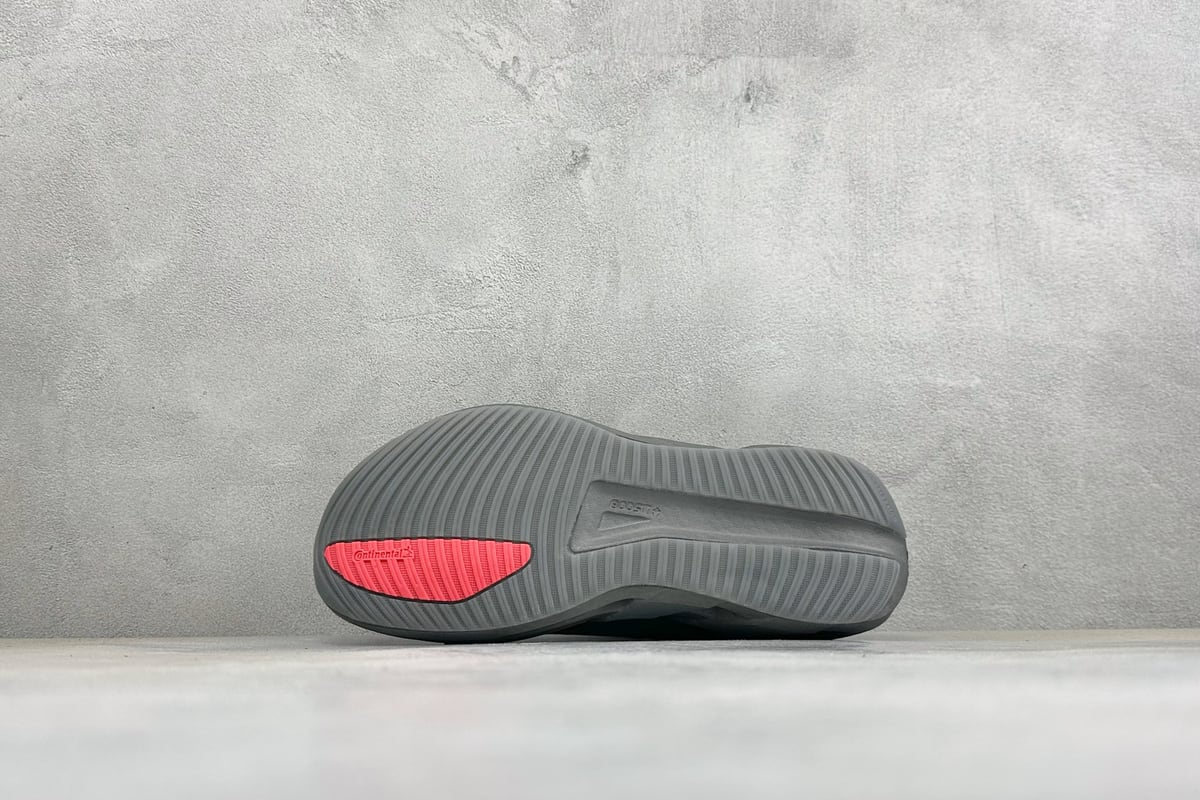 阿迪达斯 Adidas HyperBoost LITE 全新爆米白花透气缓震跑步鞋 鞋头实拍图