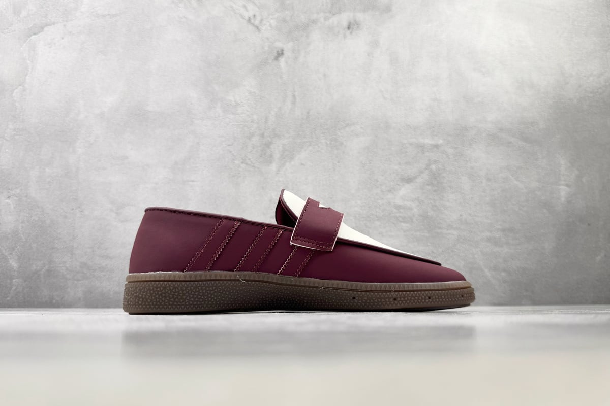 阿迪达斯 Adidas originals HANDBALL SPEZIAL 红白 侧面实拍图