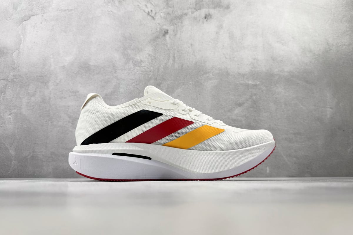 阿迪达斯 Adidas ZYRION PRO 追风白橙 侧面实拍图