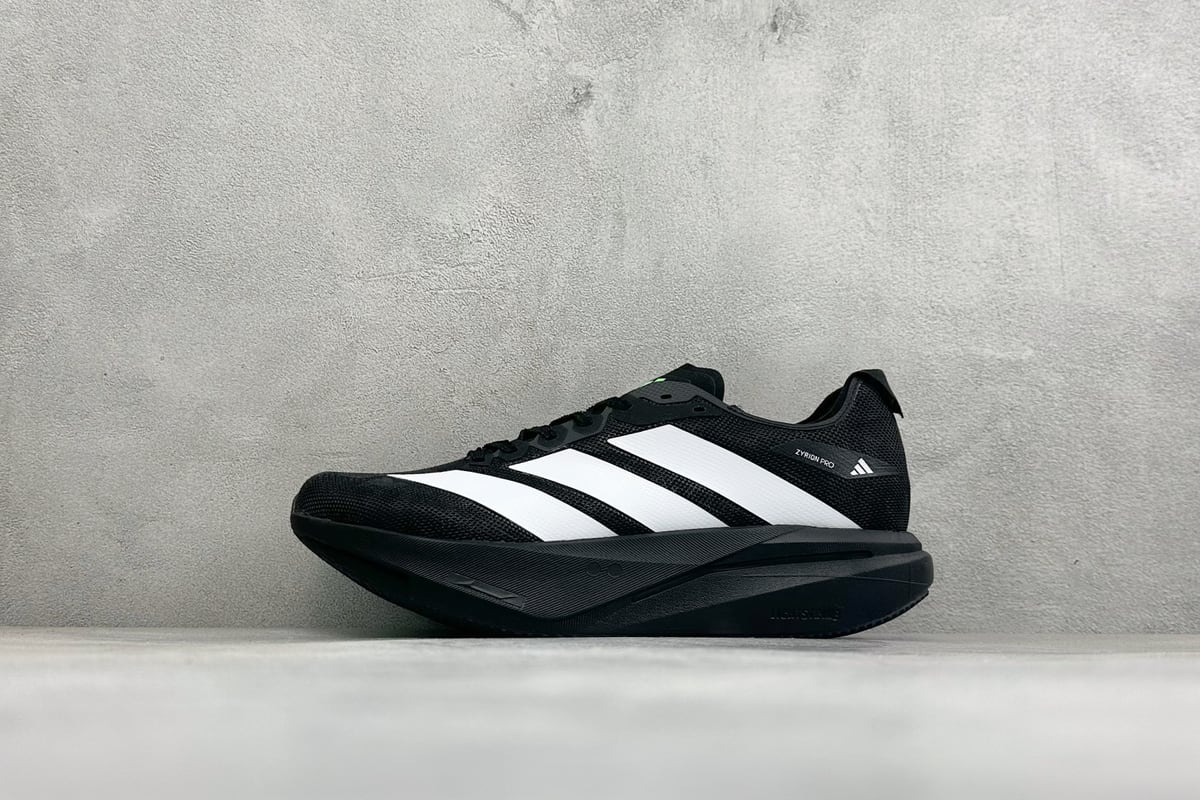 阿迪达斯 Adidas Zyrion Pro 阿迪透气缓震训练竞速跑步鞋 黑白 正面实拍图