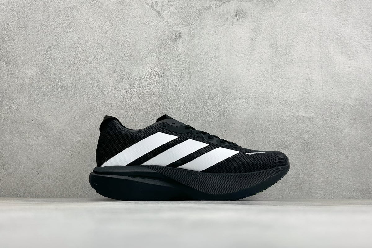 阿迪达斯 Adidas Zyrion Pro 阿迪透气缓震训练竞速跑步鞋 黑白 侧面实拍图