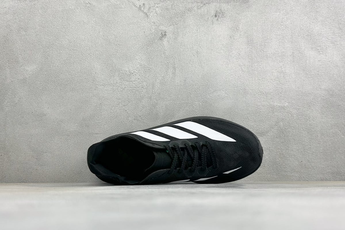 阿迪达斯 Adidas ZYRION PRO 舒适贴合防滑耐磨透气回弹跑步鞋 黑白 背面实拍图