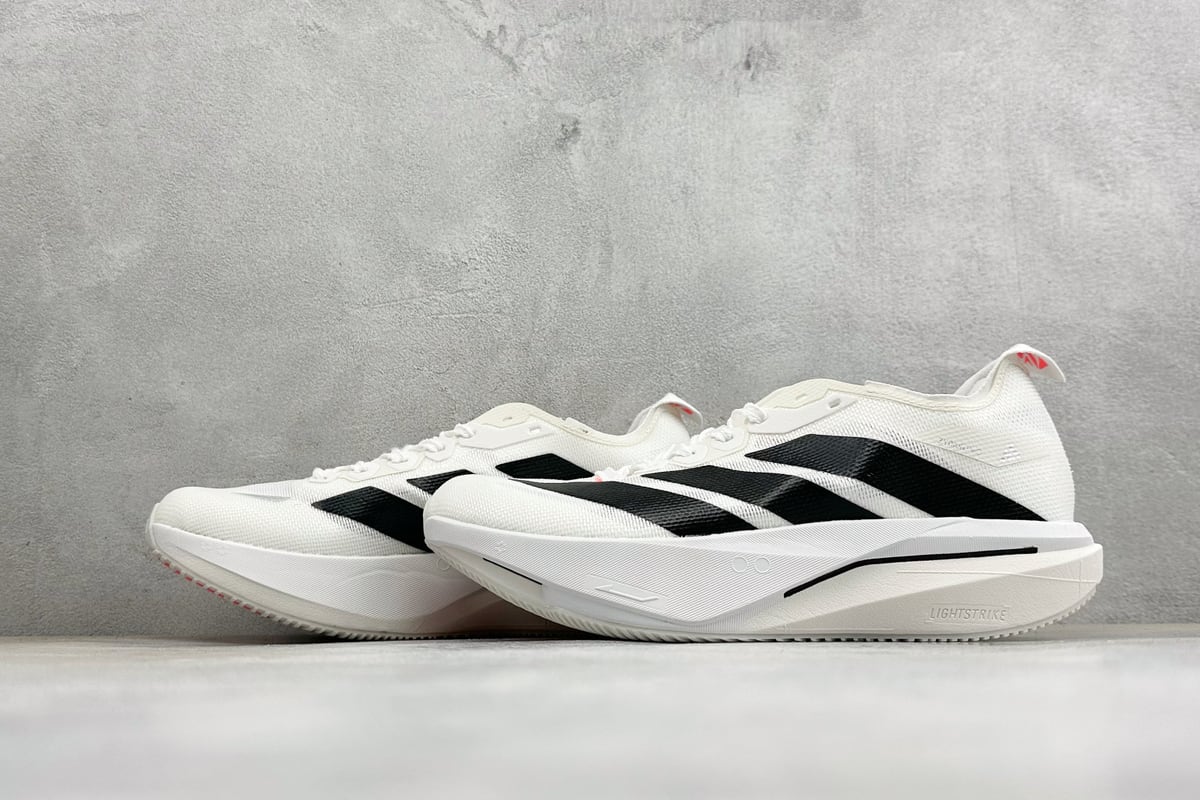 阿迪达斯 Adidas ZYRION PRO 舒适贴合防滑耐磨透气回弹跑步鞋 白黑 鞋跟实拍图