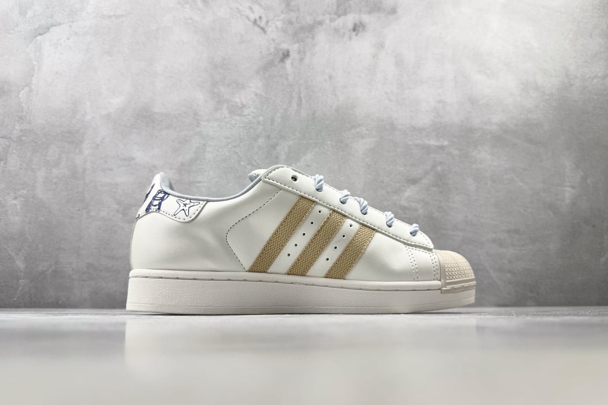 阿迪达斯 Adidas originals SUPERSTAR 2 亮白 侧面实拍图