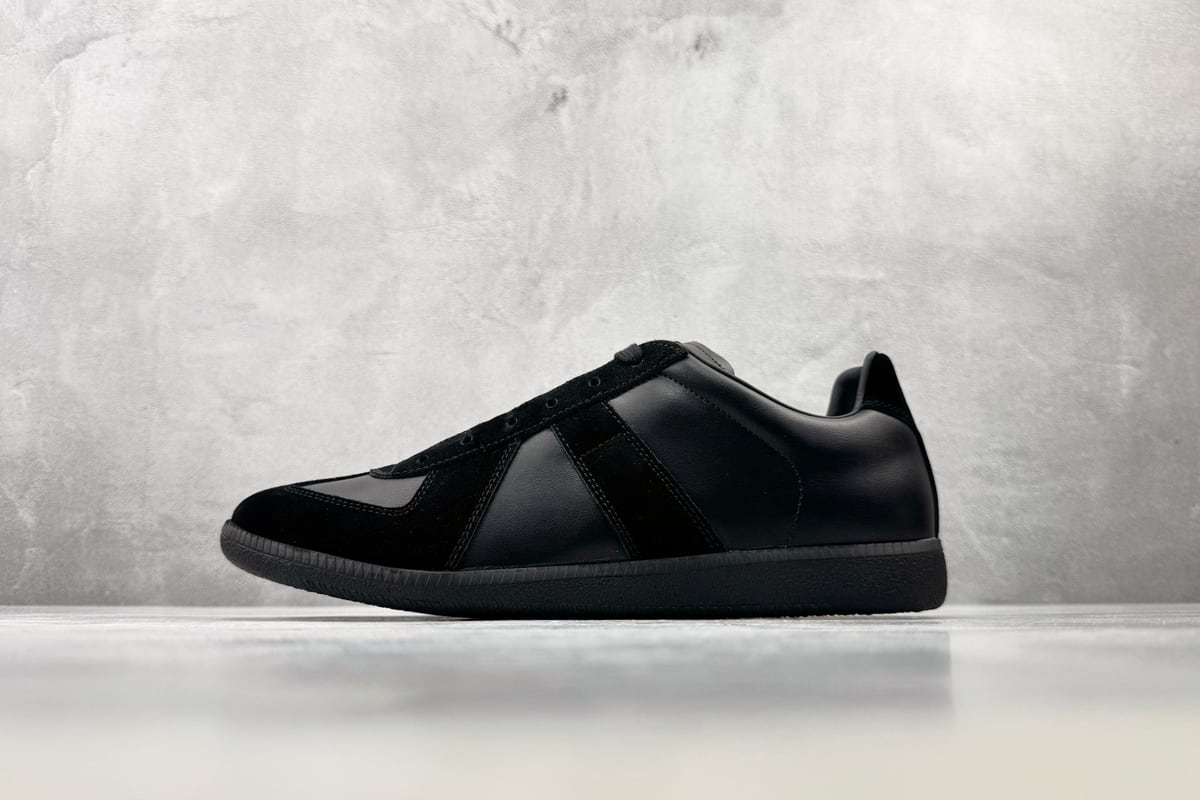 其他品牌 Maison Margiela 梅森马吉拉 Replica 黑色 正面实拍图