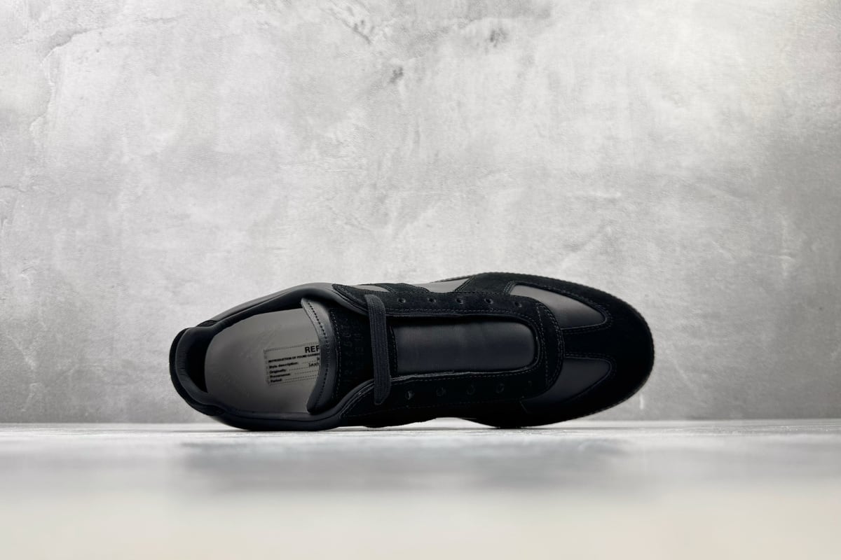 其他品牌 Maison Margiela 梅森马吉拉 Replica 黑色 背面实拍图
