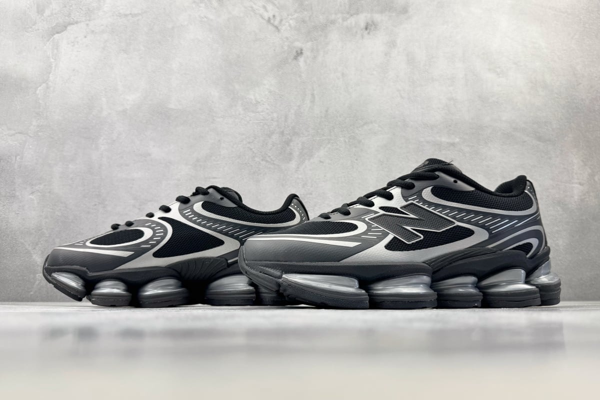 新百伦 New Balance ABZORB 2000 黑灰白 鞋跟实拍图