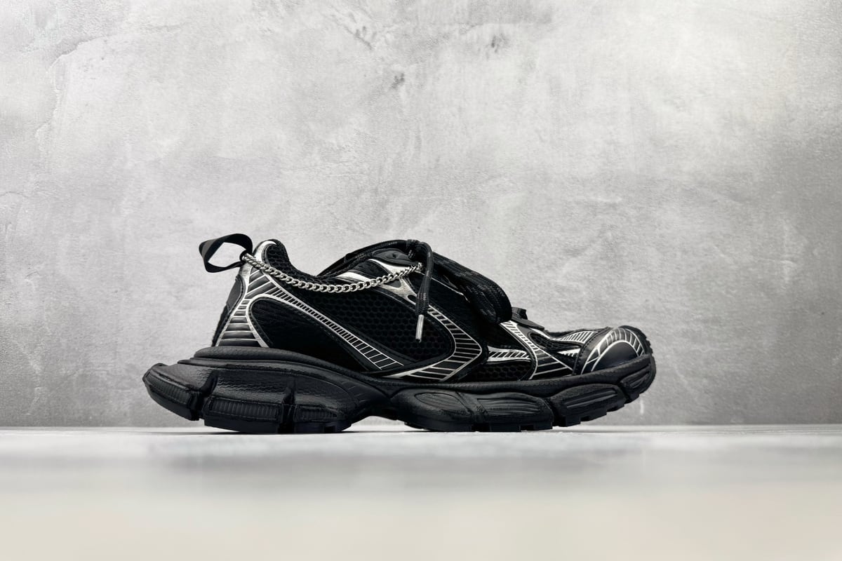 巴黎世家 Balenciaga 3XL 独立订单 公认最强品质 黑白 侧面实拍图