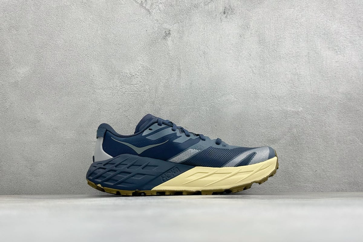 霍伽 HOKA ONE ONE Speed Goat 7 蓝黑 侧面实拍图