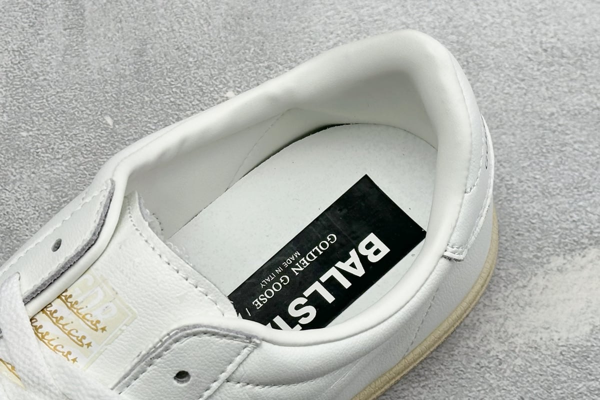 其他品牌 Golden Goose GGDB 做旧休闲低帮板鞋 白 上脚实拍图
