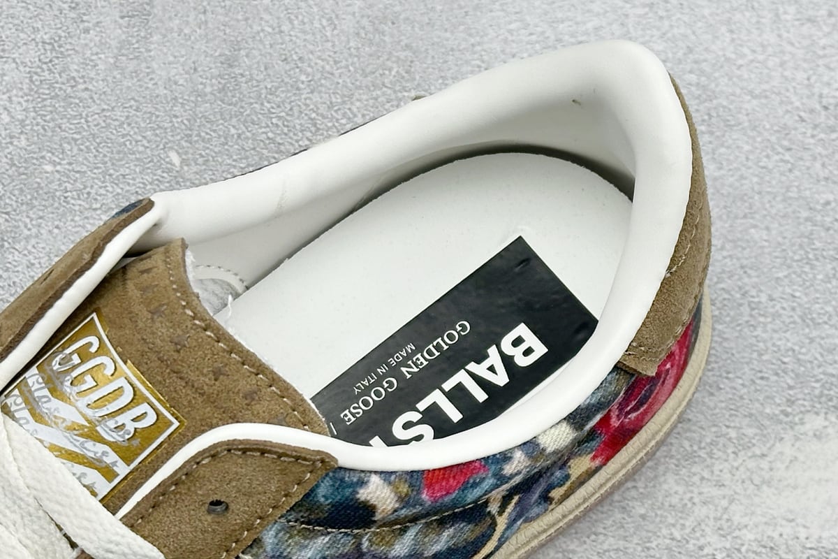 其他品牌 Golden Goose GGDB 做旧休闲低帮板鞋 米蓝红 上脚实拍图